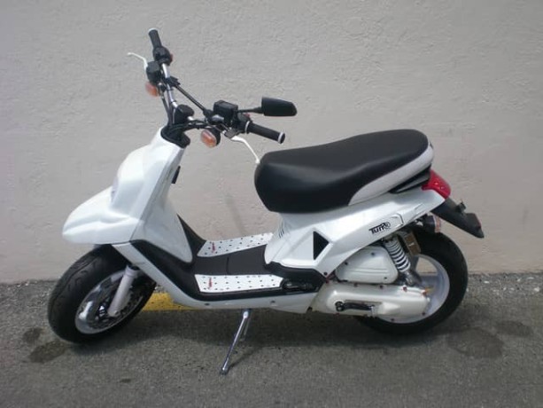 scooter-mbk-booster-big-1