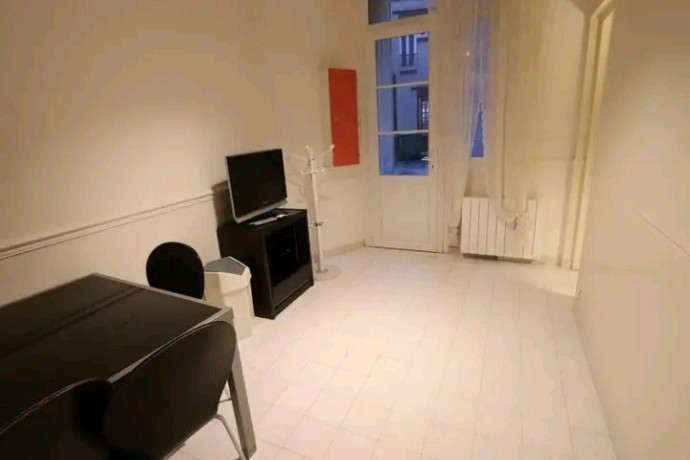 appartement-a-louer-paris-5em-big-0