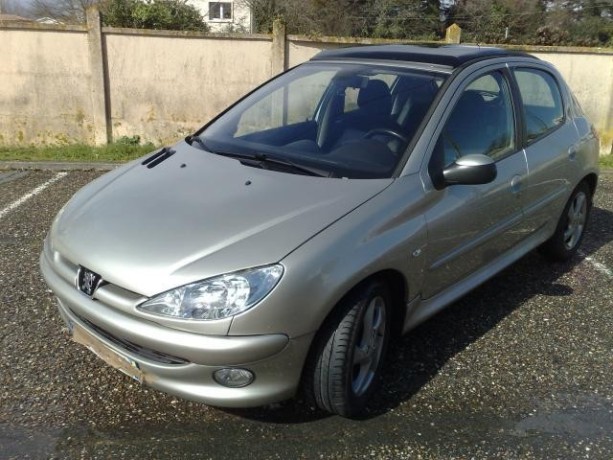 peugeot-206-big-0