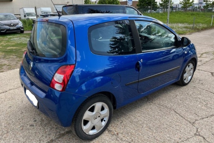 renault-twingo-ii-12-16v-75-dynamique-big-0