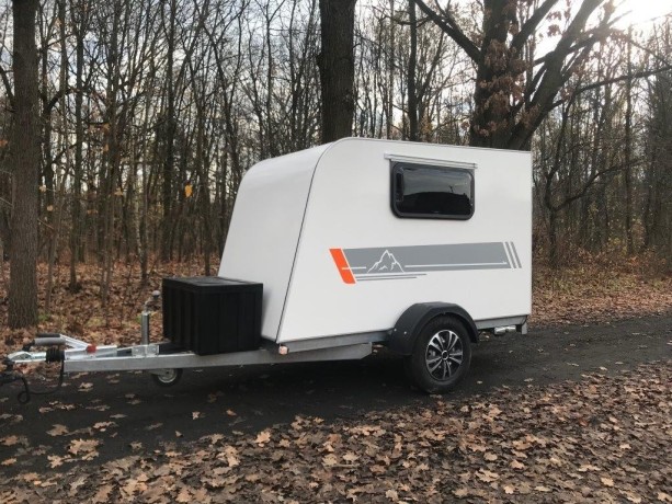 mini-caravane-320-kg-big-0