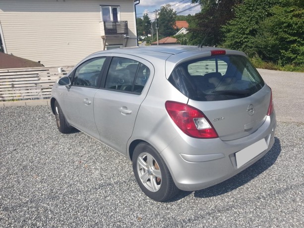 opel-corsa-big-2